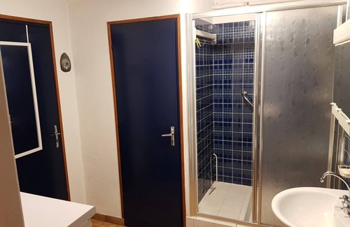 Saint-Martin-sur-la-Chambre Ski Chalet | Cozy Family Chalet with Pet and Child-Friendly Amenities