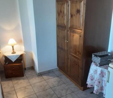 Zagora Apartment | Guest Rated Magda Studios - Double Bed Room with Breakfast