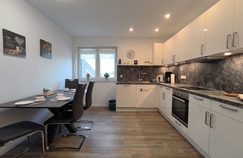 Hoffnung Apartment | Guest Rated 10/10: Family-Friendly Magdalenenhof Apartment