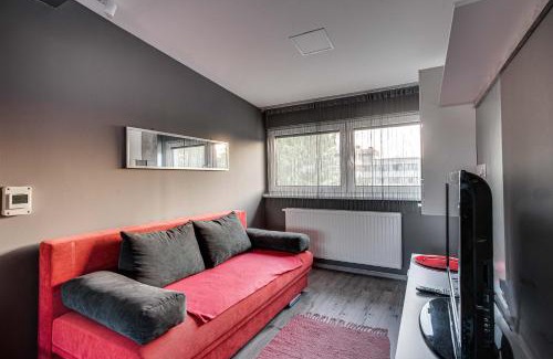 Celldomolk Apartment | Discover Magdi Vendégház: Family-Friendly Getaway Awaits