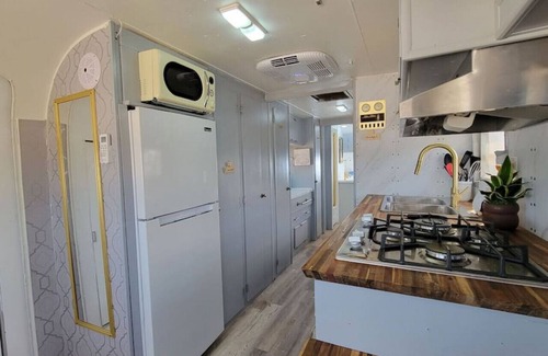 Port Lavaca Apartment | Waterfront Waterfront Retro Retreat: Guest Rated 10/10