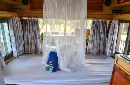 Colchester Other | Cozy Stay at Maggie May House Boat with Delicious Breakfast