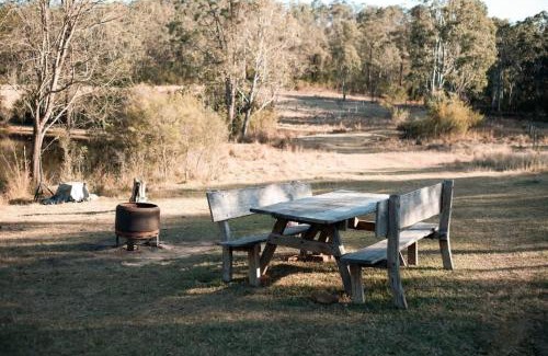 Howes Valley House | Discover Maggie's Farmstay: Pet & Child Friendly Retreat