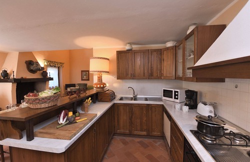 Gaiole in Chianti Apartment | Discover Maggiorana: Family-Friendly Retreat in Chianti