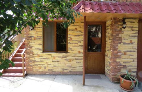 Vanadzor Bed & Breakfast | Discover MagHay B&B Hotel: Family-Friendly Escape in Vanadzor