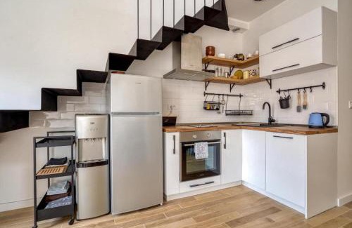 Golubovina Apartment | Family-Friendly Magi Rooftop Apartment in Budva