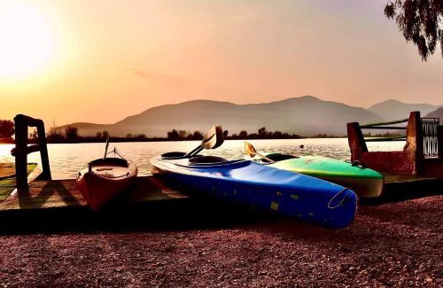 Fondi House | Enchanting Stay at Magia sul Lago di Fondi with Ocean Views