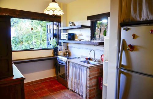 San Antonio House | Enchanting Magic Garden House: Guest Rated 9.8 with Spa