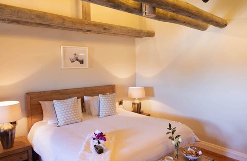 Jansenville House | Experience Magic Hills at Ilanga Manor House Retreat