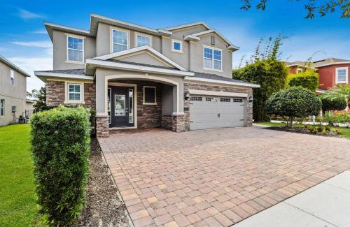 Celebration House | Enchanting Magic Manor: Family-Friendly Getaway Awaits
