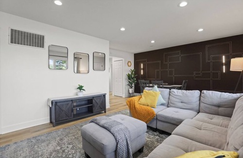 Morton Grove House | Magic - Morton Grove Escape!