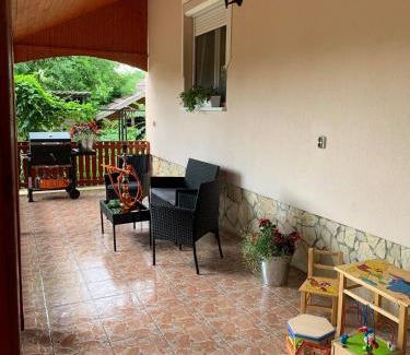 Abadszalok Apartment | Enchanting Magic Vendégház: Child-Friendly Retreat, 9.6/10