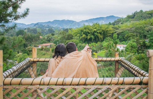El Penol Cabin | Enchanting Escape at Magic View Guatape with Family Amenities