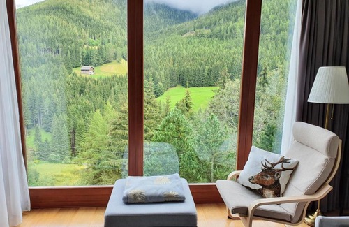 Sankt Oswald Apartment | Enchanting Magic View @ Rosie Chalet - 4-Star Family Retreat