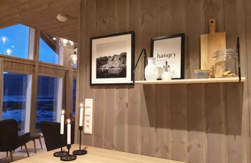 Vestvagøy House | Scenic Views Steps from the Best Beaches for Families