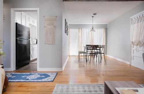 Amarillo House | Cozy Magical Carpet Cottage with Family-Friendly Amenities