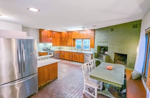 Kendall Cottage | Magical Lake House - Saugatuck