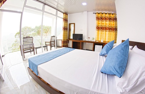 Nallathanniya Hotel | Enchanting Mountain Resort with Family-Friendly Amenities