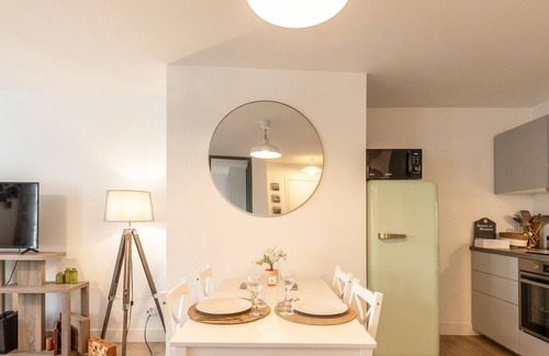 Honfleur Apartment | Magical Rooftop Views | Historic City Center | 2 guests