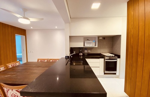 Sao Sebastiao Apartment | Unforgettable Ocean View at Camburyzinho Beach