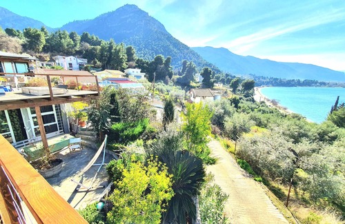 Molos-Agios Konstantinos House | Enchanting View Studios in Asproneri, Kamena Vourla