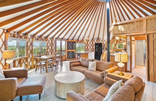 Sandpoint Cabin | Enchanting Yurt Retreat with Spa and Ocean Views