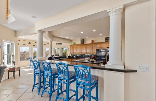 Corolla House | Enchanting Getaway with Private Pool & Hot Tub in Currituck