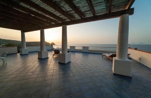 Capo d'Orlando Apartment | Beautiful Magico Appartamenti Scafa - Oceanfront Retreat