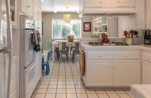 Hermosa Village House | Family-Friendly Magicway Villas with Private Pool & Backyard