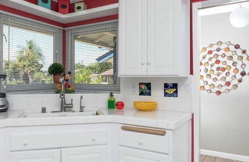 Hermosa Village House | Family-Friendly Magicway Villas with Private Pool & Backyard