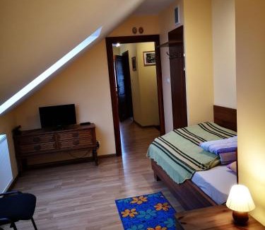 Bodzentyn House | Enchanting Magiczny Zakątek: Pool & Kitchen Amenities Await