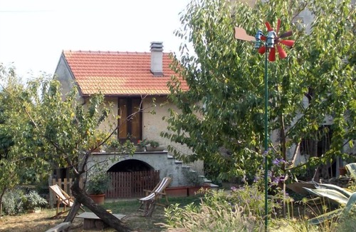 Magliolo Cottage | Discover Magliolo: Seaside Bliss Meets Mountain Retreat