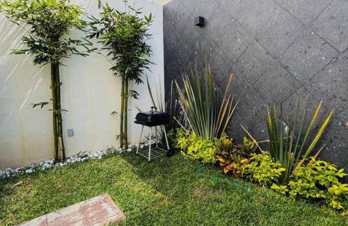 Ayala House | Inviting Casa con Alberca en Tlayecac for Your Family Getaway