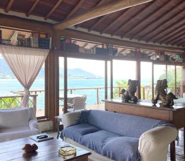 Cambaquara House | Elegant Magnífica Costeira: Guest Rated 9.8 & Oceanfront Bliss