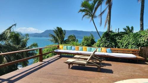 Praia de Itapecerica House | Unforgettable Coastal Retreat in Ilhabela - Rated 10/10