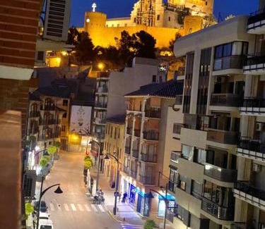 Caravaca de la Cruz House | Modern Accommodations with Breakfast & High Guest Ratings