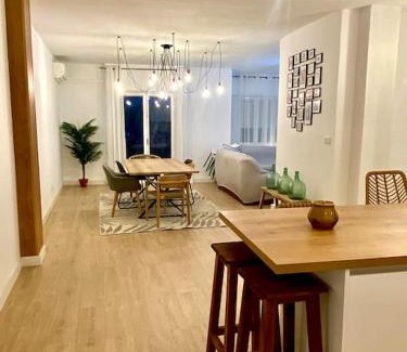 Caravaca de la Cruz House | Modern Accommodations with Breakfast & High Guest Ratings