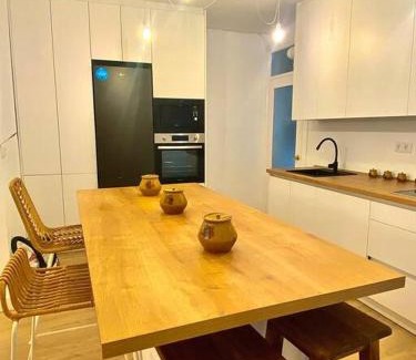 Caravaca de la Cruz House | Modern Accommodations with Breakfast & High Guest Ratings