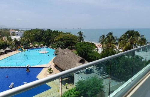 Papare Apartment | Beachfront Paradise: Costazul 405, Rated 9.6 by Guests
