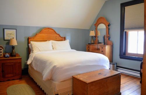 Moncton House | Pet-Friendly Escape at Magnetic Hill Winery Awaits You