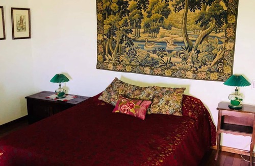 Yocsina House | Elegant Suite with Spa and Hot Tub near Villa Carlos Paz