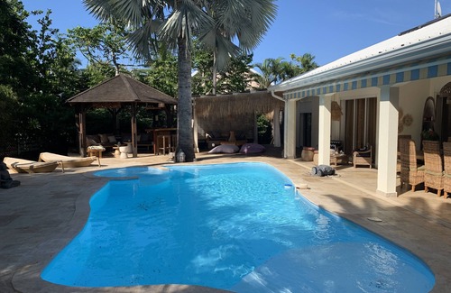 Etang Sale Les Bains Villa | Magnificent Seaside Villa with Private Pool & Ocean Views