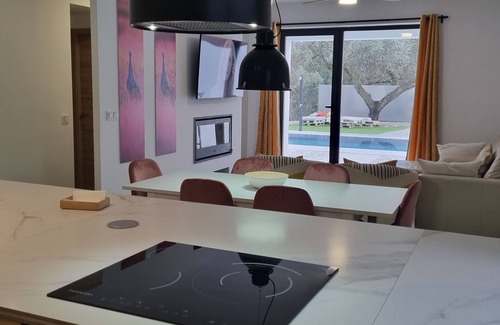 Guillena Villa | Private Villa with Pool and Spa Amidst Scenic Pines