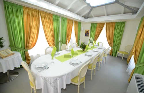 Medjugorje Hotel | Inviting Stays at Magnificat Center with Family-Friendly Amenities