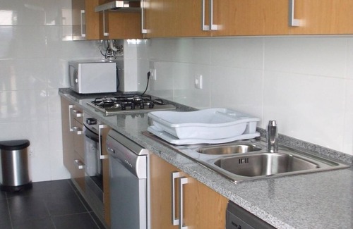 Sao Martinho do Porto Apartment | Oceanview 3-Bedroom Apartment with Pool in São Martinho