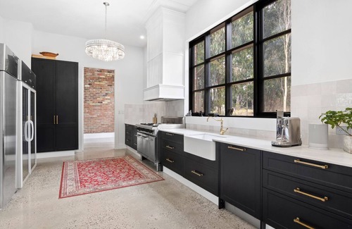 Torquay House | Magnificence on Scorpio