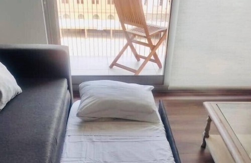 Colegiales Apartment | Bright Apartment in Quartier D with Private Pool & Kitchen