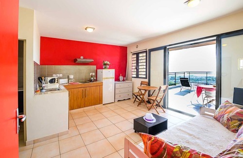 La Providence Apartment | Elegant Apartment with Panoramic City and Bay Views