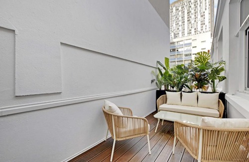 Quartier de Javel Apartment | Convenient Home Near the Eiffel Tower for Families