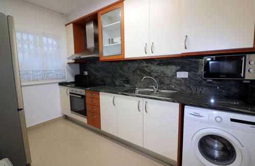Salou City Centre Apartment | Beautiful Apartment by Paseo Jaime I with Pool & Terrace
